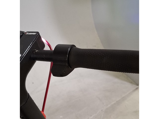 Elektrische step, iscooter - afbeelding 11 van  13