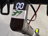 Elektrische step, iscooter - afbeelding 11 van  14