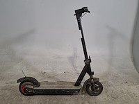 Elektrische step, kuickwheel - afbeelding 1 van  11