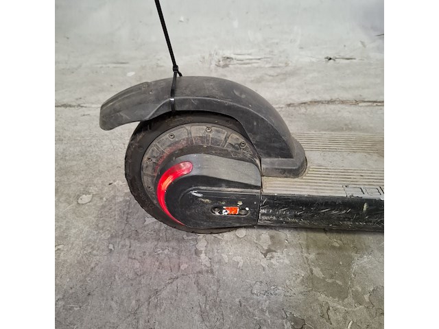 Elektrische step, kuickwheel - afbeelding 10 van  11