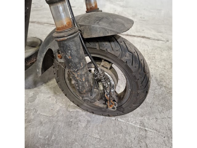 Elektrische step, kuickwheel - afbeelding 11 van  11