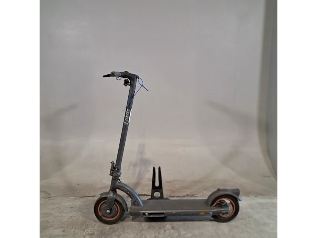 Elektrische step, navee - afbeelding 3 van  10