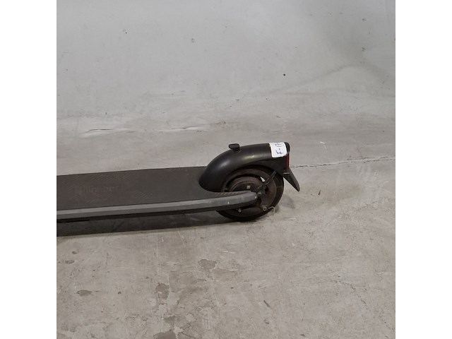 Elektrische step, ninebot, e2, 2023 - afbeelding 2 van  13