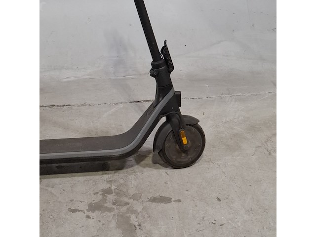 Elektrische step, ninebot, e2, 2023 - afbeelding 7 van  13