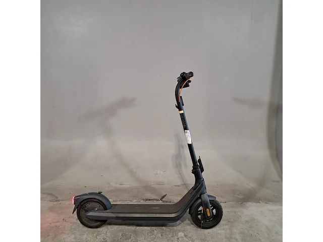 Elektrische step, ninebot, e2 pro, 2024 - afbeelding 1 van  13