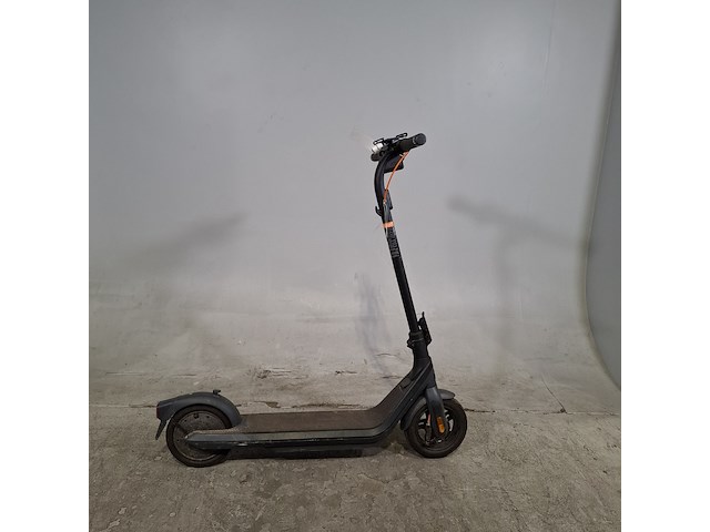 Elektrische step, ninebot, e2 pro - afbeelding 1 van  11