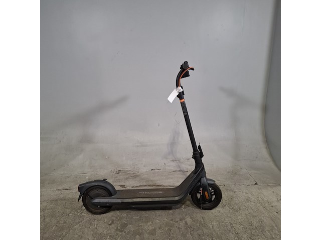 Elektrische step, ninebot, e2 pro - afbeelding 1 van  11