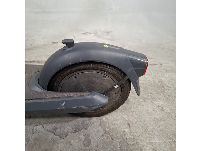 Elektrische step, ninebot, e2 pro - afbeelding 7 van  11