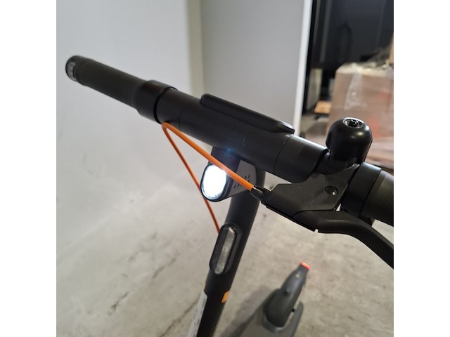 Elektrische step, ninebot, e2 pro - afbeelding 8 van  12