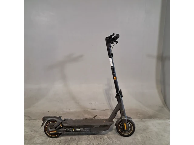 Elektrische step, ninebot, max g2, 2024 - afbeelding 1 van  12