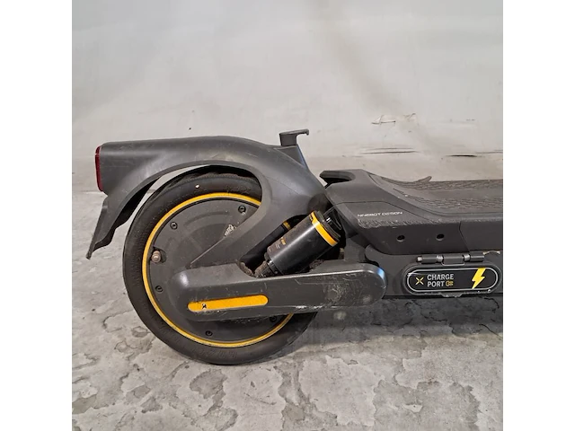 Elektrische step, ninebot, max g2, 2024 - afbeelding 11 van  12