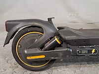 Elektrische step, ninebot, max g2, 2024 - afbeelding 11 van  12