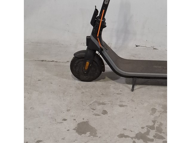 Elektrische step, ninebot - afbeelding 5 van  15