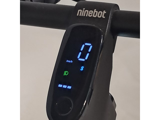 Elektrische step, ninebot - afbeelding 14 van  15