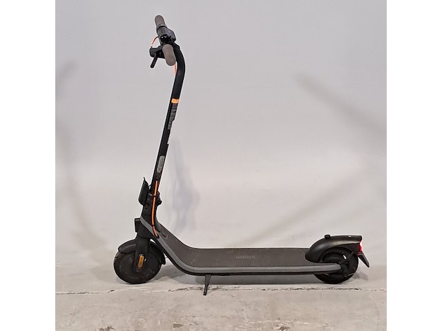 Elektrische step, ninebot - afbeelding 3 van  14