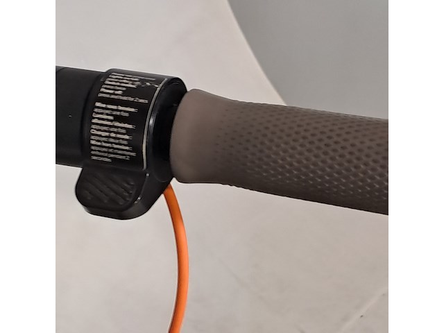 Elektrische step, ninebot - afbeelding 12 van  14