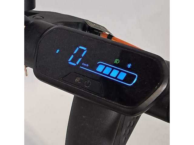 Elektrische step, ninebot - afbeelding 13 van  14