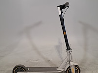 Elektrische step, ninebot - afbeelding 1 van  11