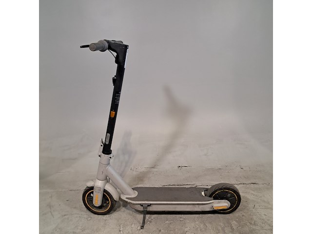 Elektrische step, ninebot - afbeelding 4 van  11