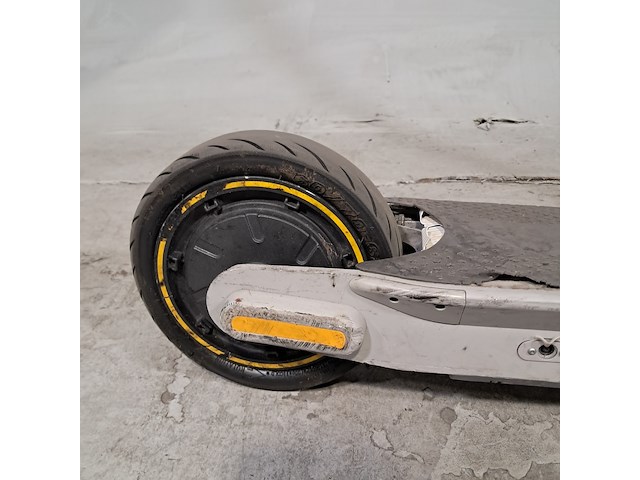 Elektrische step, ninebot - afbeelding 8 van  11