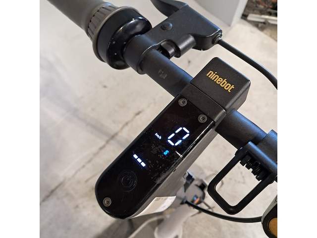 Elektrische step, ninebot - afbeelding 11 van  11