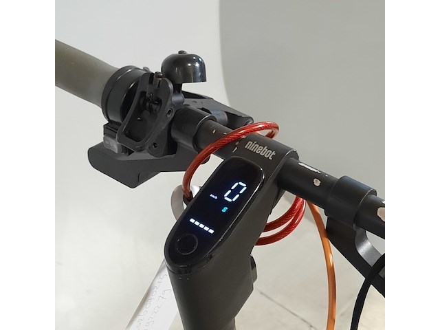 Elektrische step, ninebot - afbeelding 12 van  12
