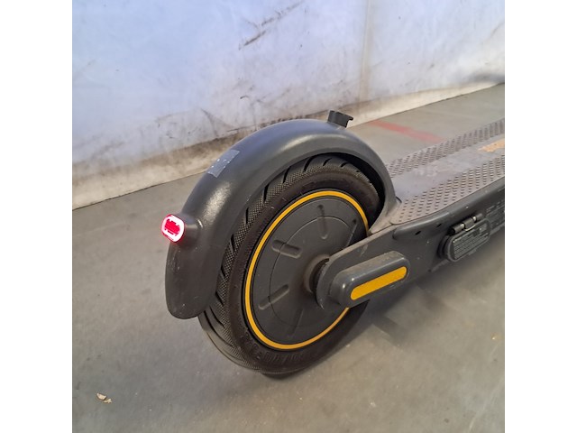 Elektrische step, ninebot - afbeelding 18 van  21