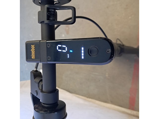Elektrische step, ninebot - afbeelding 7 van  21