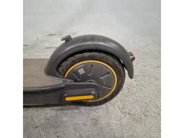 Elektrische step, ninebot - afbeelding 10 van  13