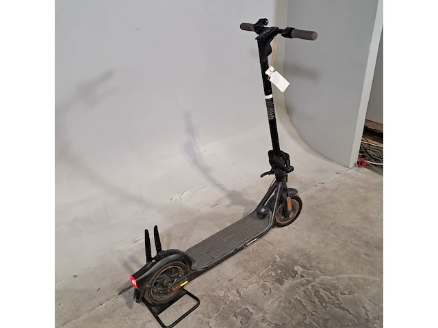 Elektrische step, ninebot - afbeelding 10 van  17