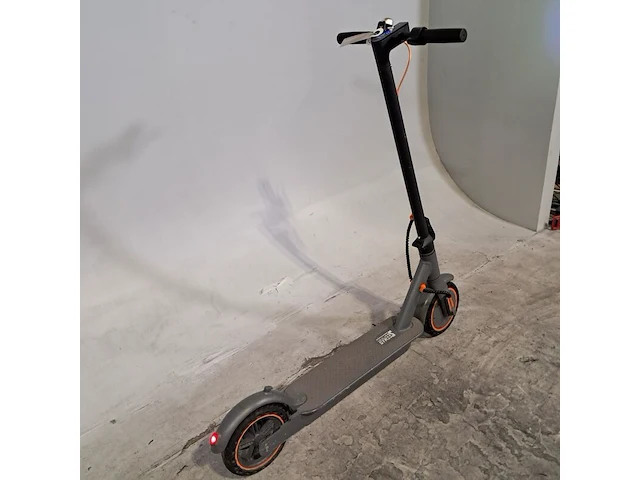 Elektrische step, seemar - afbeelding 8 van  15