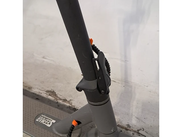 Elektrische step, seemar - afbeelding 11 van  15