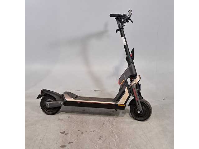 Elektrische step, segway, superscooter gt2 - afbeelding 1 van  15