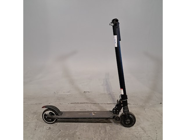 Elektrische step, techno, light, 2023 - afbeelding 1 van  10