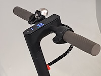 Elektrische step - afbeelding 10 van  13