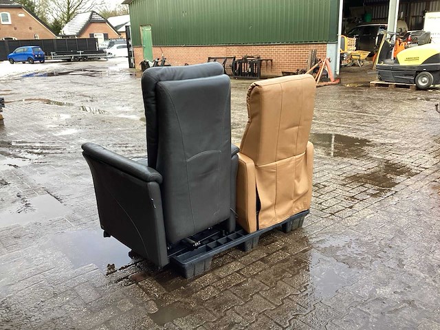 Elektrische stoel - afbeelding 3 van  7