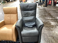 Elektrische stoel - afbeelding 4 van  7