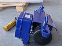 Elektrische takel / lier – 230v, blauw - afbeelding 2 van  10