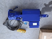 Elektrische takel / lier – 230v, blauw - afbeelding 3 van  10