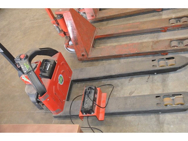 Elektrische transpallet hangcha type cbd12-w2m-1 max 1200kg met accu en lader - afbeelding 12 van  13