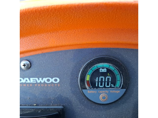 Elektrische veegmachine daewoo, sweeper das100, bouwjaar 2023 - afbeelding 3 van  29