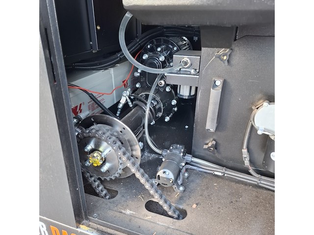 Elektrische veegmachine daewoo, sweeper das100, bouwjaar 2023 - afbeelding 9 van  29