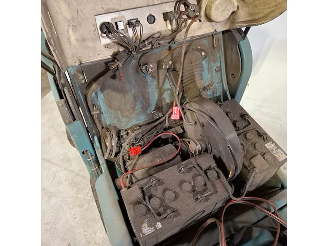 Elektrische veegmachine, tennant, 6080, 2000 - afbeelding 3 van  14