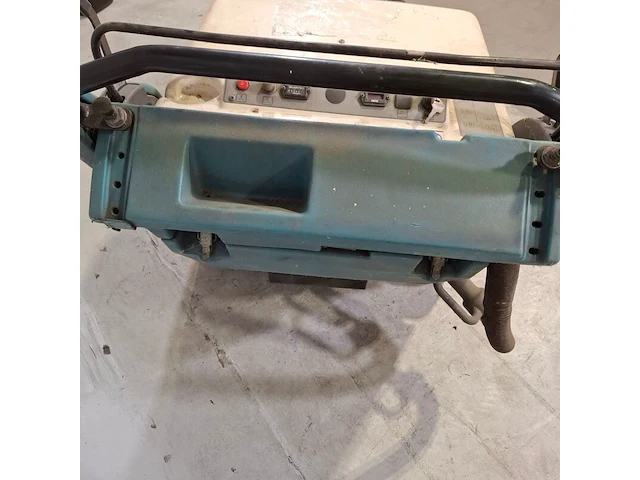 Elektrische veegmachine, tennant, 6080, 2000 - afbeelding 12 van  14