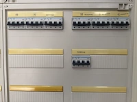 Elektrische verdeelkast, hager, fg26w / 634503, grijs/wit, 2000, met automaten en 400a hoofdschakelaar - afbeelding 2 van  13