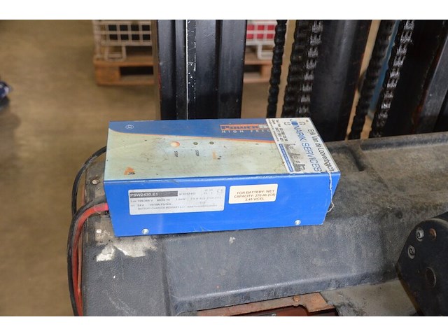 Elektrische verrijdbare stapelaar bt 1,5v lsv 1250e/10 1250kg met lader - afbeelding 11 van  15