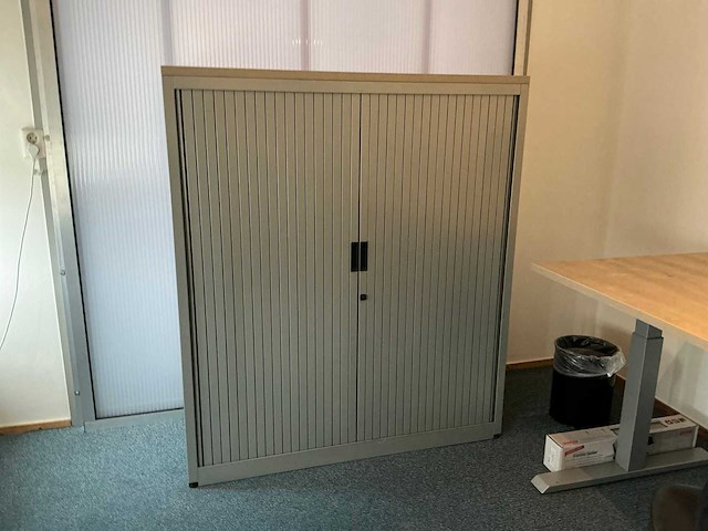 Elektrische verstelbaar hoekbureau (2x) - afbeelding 8 van  8