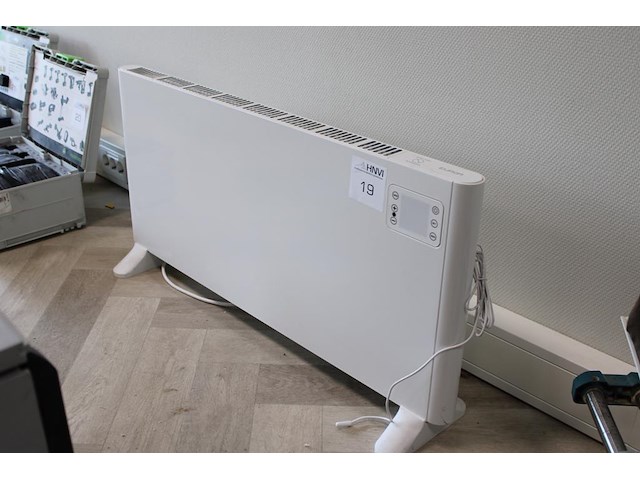 Elektrische verwarming eurom met thermostaat en wifi functie - afbeelding 1 van  3