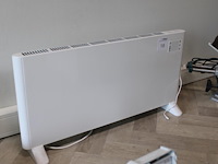 Elektrische verwarming eurom met thermostaat en wifi functie - afbeelding 2 van  3