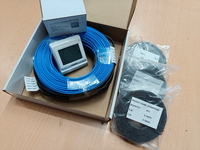 Elektrische vloerverwarming set 1200 watt, innovaheat, kabel, blauw, 2025 - afbeelding 1 van  4